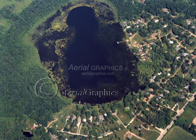 Cranberry Lake in Oakland County, Michigan